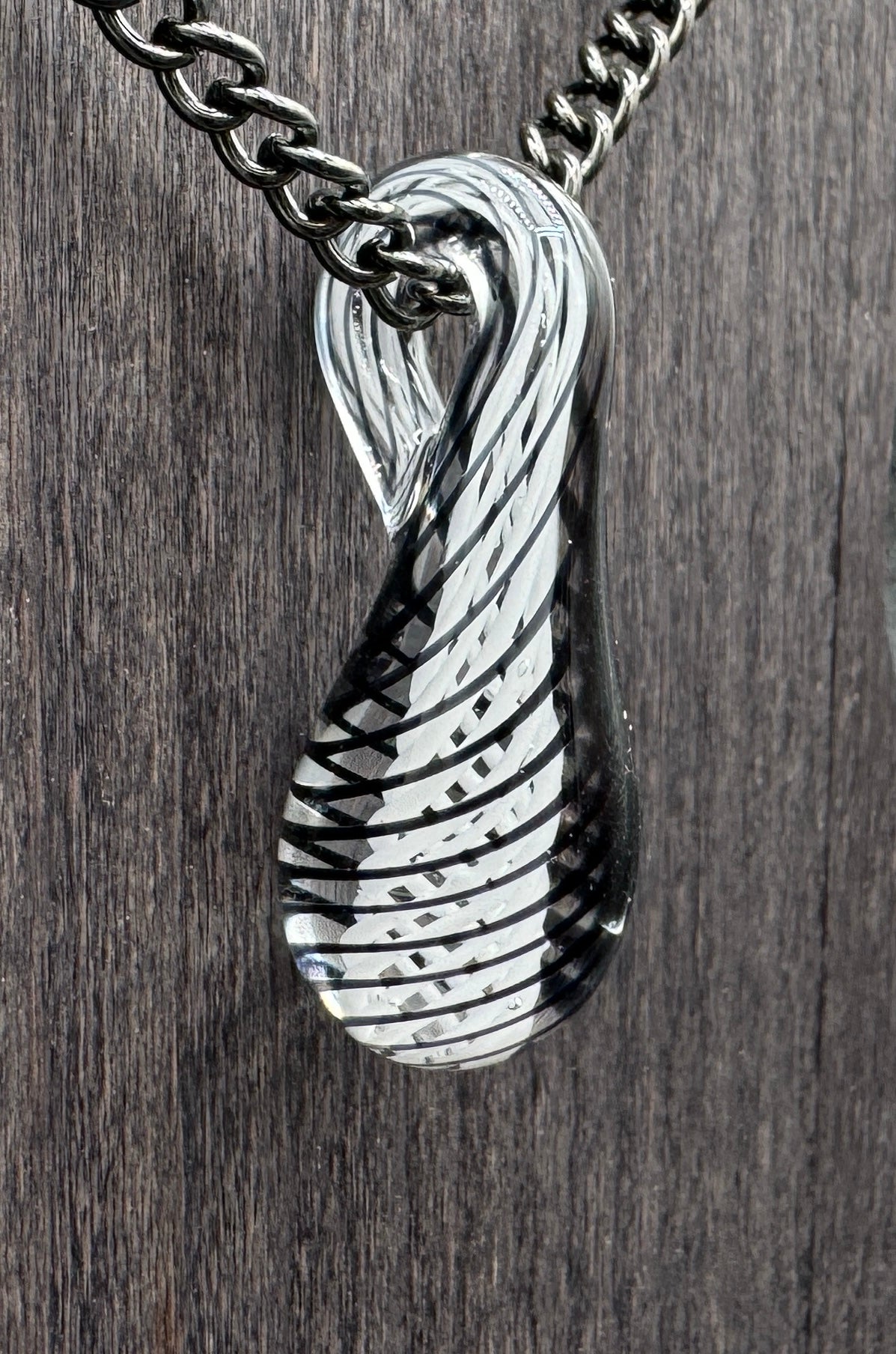 Black and White Pizzazzi Pendant